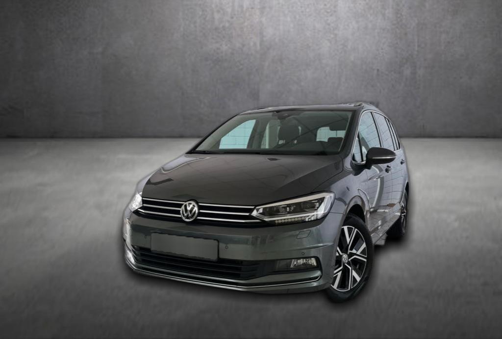 Volkswagen Touran Highline BMT, 1.Hand, unfallfrei,AHK,Navi