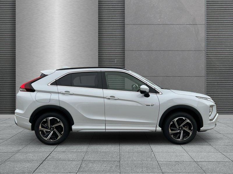 Mitsubishi Eclipse Cross Plug-In Hybrid PHEV Plus Select GJR+Bi-LED